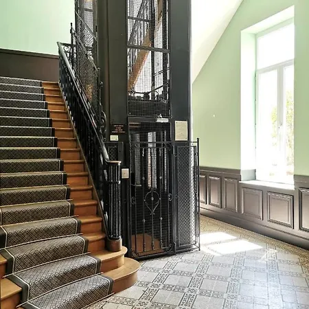 Pause Sur La Digue Wimereux